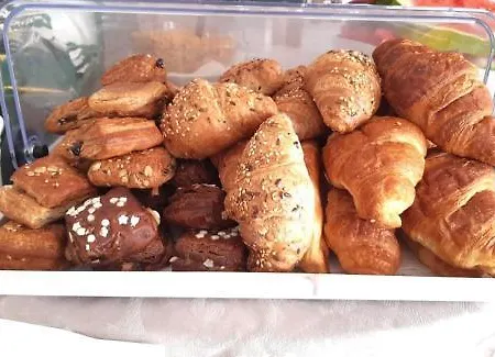 מלון Atlas צ'סנטיקו