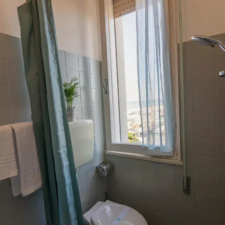 Atlas Hotel 3*