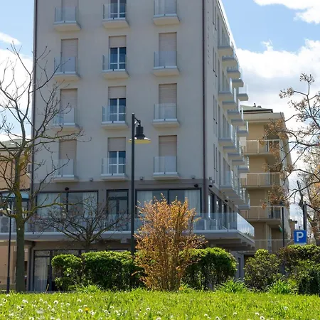 Atlas Hotel 3*