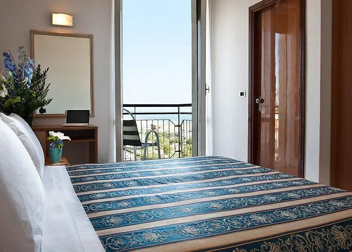 Hotel Atlas 3*